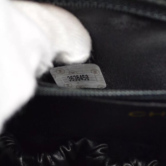 Chanel Black Caviar Skin 2way Vanity Handbag - Picture 11 of 16